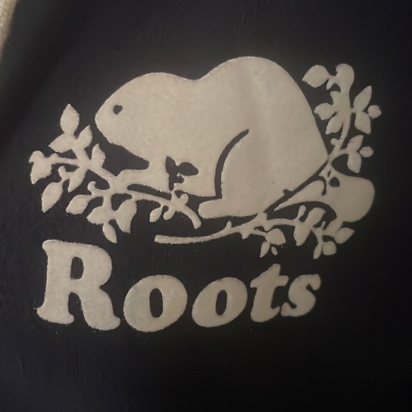 Roots zip up hoodie - Picture 3 of 5